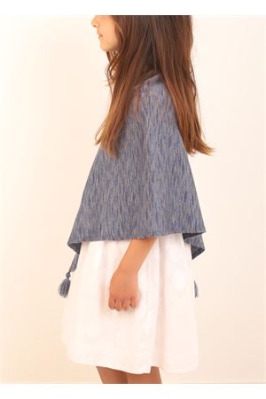 Poncho for girls with blue pom poms Art Tricot | PONCHORAGAZZABLU